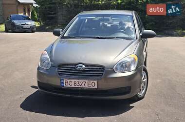 Седан Hyundai Accent 2010 в 