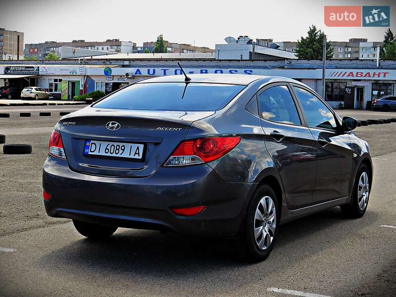 Седан Hyundai Accent 2011 в Черкасах