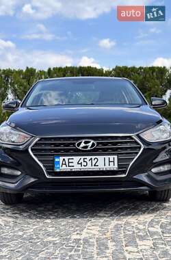 Седан Hyundai Accent 2017 в 