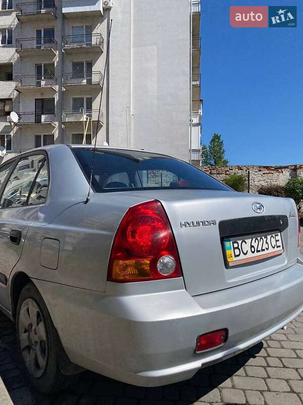 Седан Hyundai Accent 2005 в 