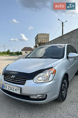 Седан Hyundai Accent 2008 в Новом Буге