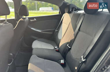 Седан Hyundai Accent 2013 в 