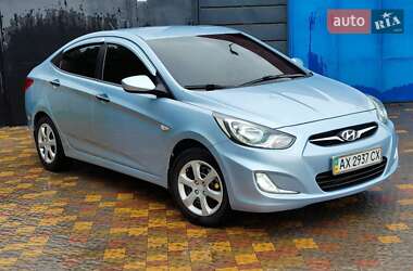 Седан Hyundai Accent 2012 в Харкові