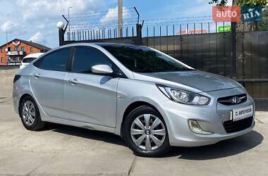 Седан Hyundai Accent 2012 в Киеве