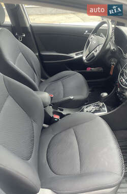 Седан Hyundai Accent 2012 в 