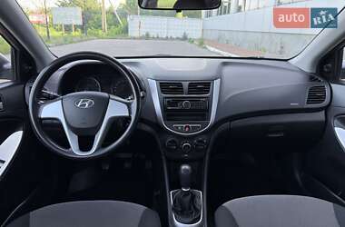 Седан Hyundai Accent 2011 в 