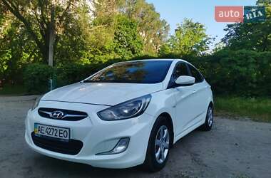 Седан Hyundai Accent 2011 в Дніпрі