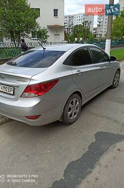 Седан Hyundai Accent 2011 в 