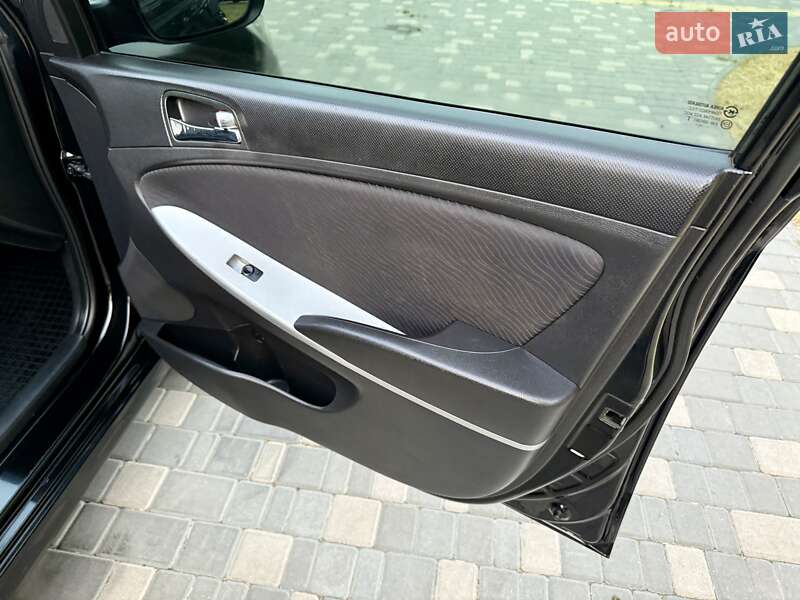 Седан Hyundai Accent 2012 в Одессе
