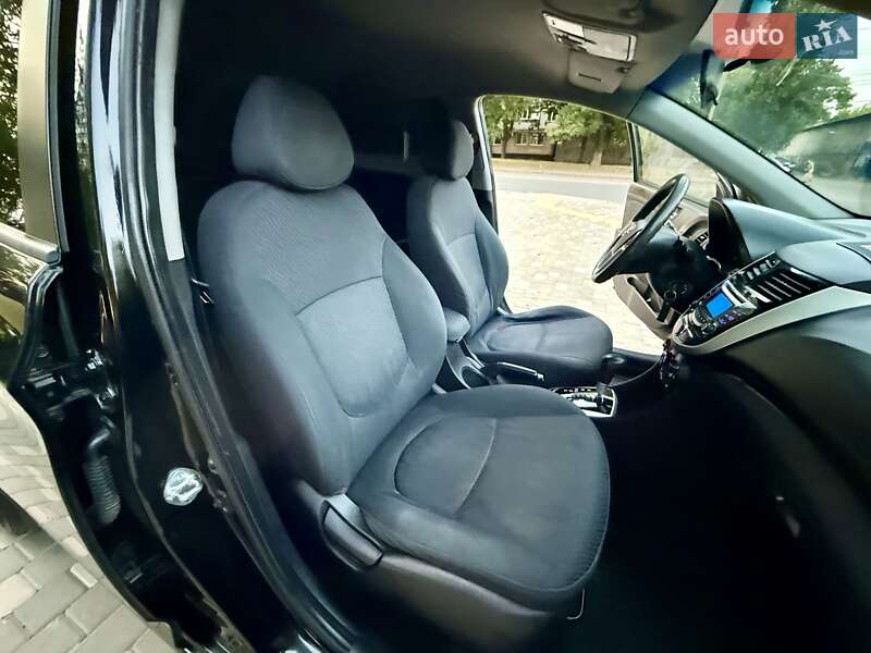 Седан Hyundai Accent 2012 в Одессе