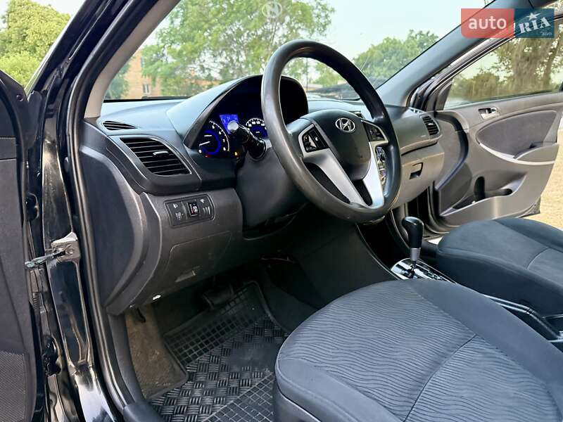 Седан Hyundai Accent 2012 в Одессе