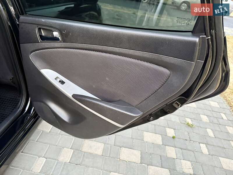 Седан Hyundai Accent 2012 в Одессе