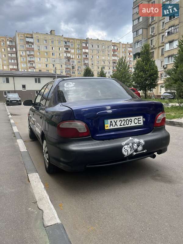 Седан Hyundai Accent 1998 в Харькове