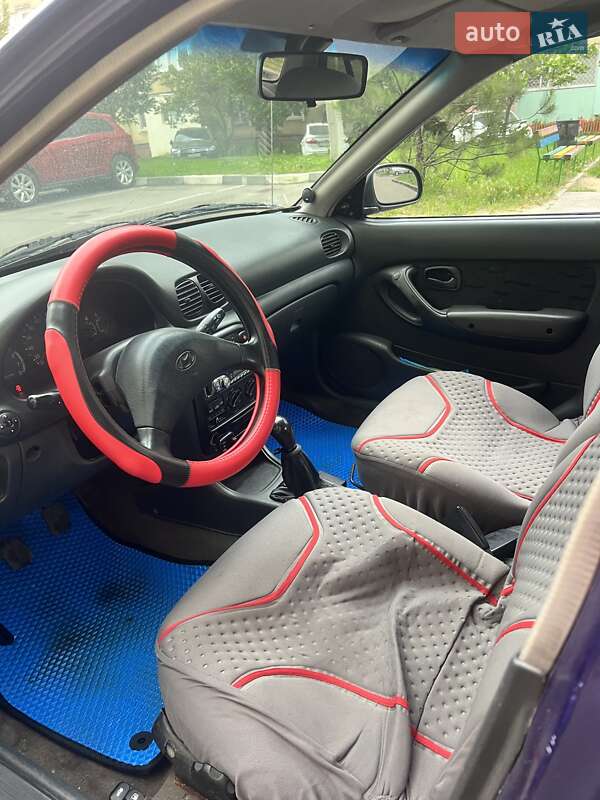 Седан Hyundai Accent 1998 в Харькове