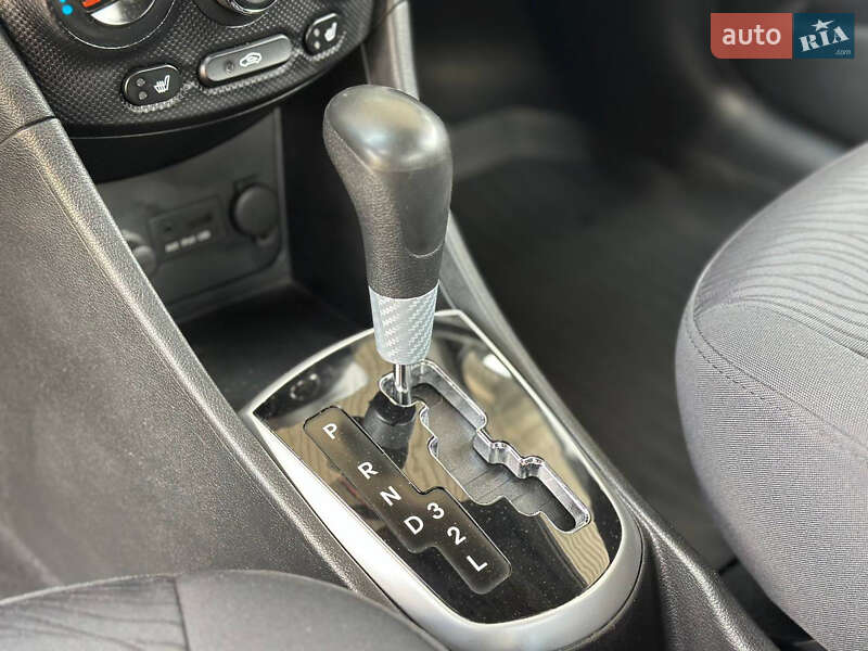 Седан Hyundai Accent 2011 в Дніпрі