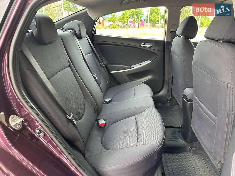 Седан Hyundai Accent 2011 в Дніпрі