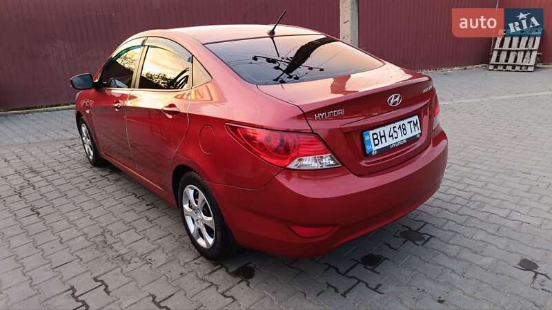Хэтчбек Hyundai Accent 2013 в Одессе