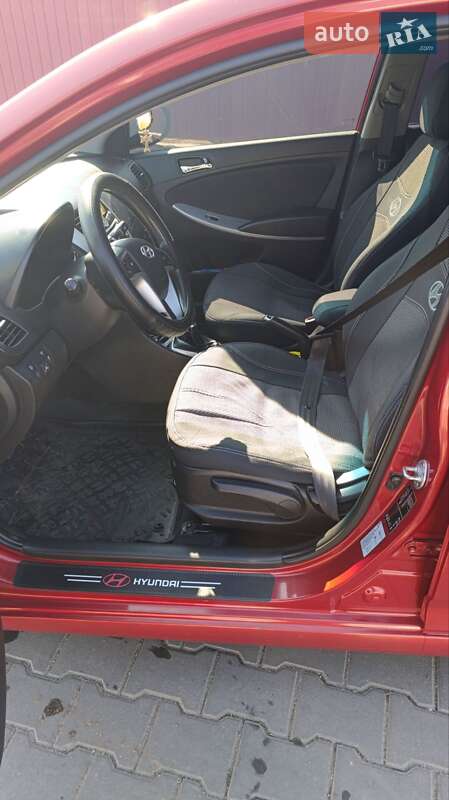 Хэтчбек Hyundai Accent 2013 в Одессе