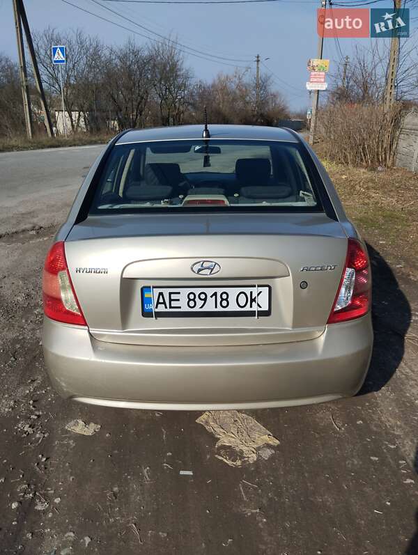 Седан Hyundai Accent 2008 в Верхнеднепровске