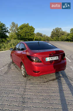 Седан Hyundai Accent 2013 в 