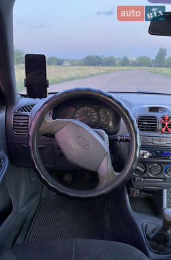 Седан Hyundai Accent 2002 в 