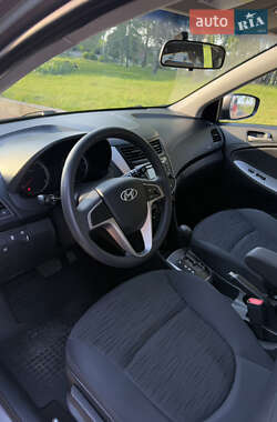 Хэтчбек Hyundai Accent 2017 в 