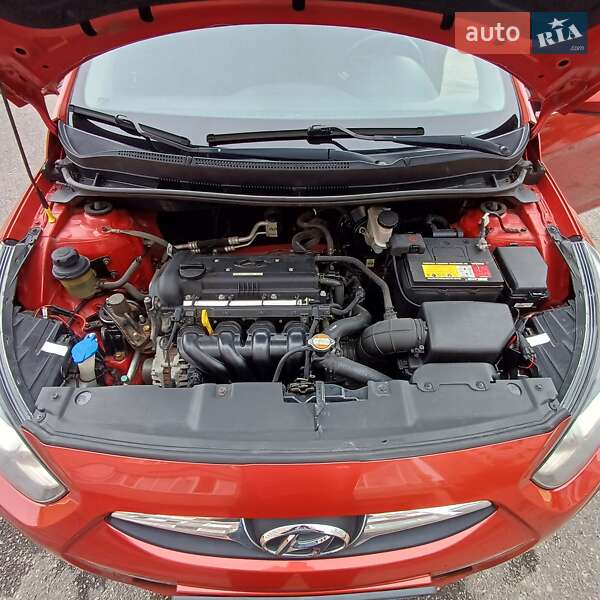 Седан Hyundai Accent 2012 в Киеве