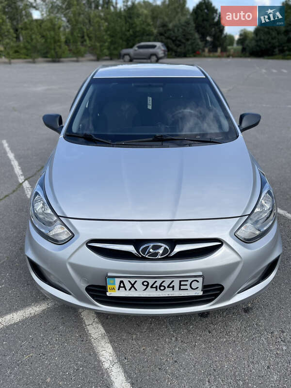 Седан Hyundai Accent 2013 в Харькове