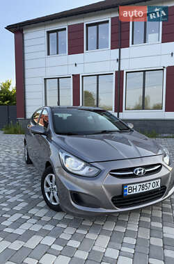 Хэтчбек Hyundai Accent 2017 в 