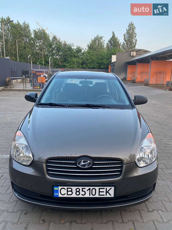 Hyundai Accent 2009