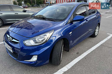 Седан Hyundai Accent 2013 в Харькове