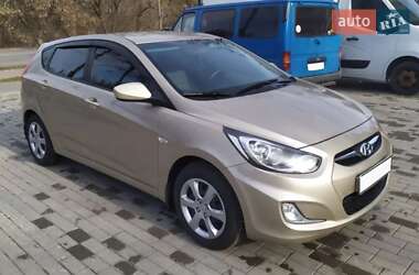 Хэтчбек Hyundai Accent 2012 в Хмельницком