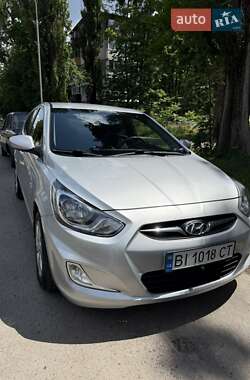 Хэтчбек Hyundai Accent 2012 в Полтаве