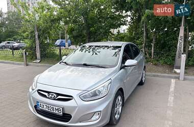 Седан Hyundai Accent 2013 в Києві