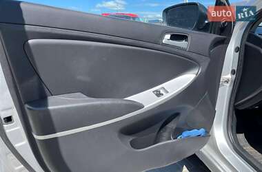 Седан Hyundai Accent 2012 в 