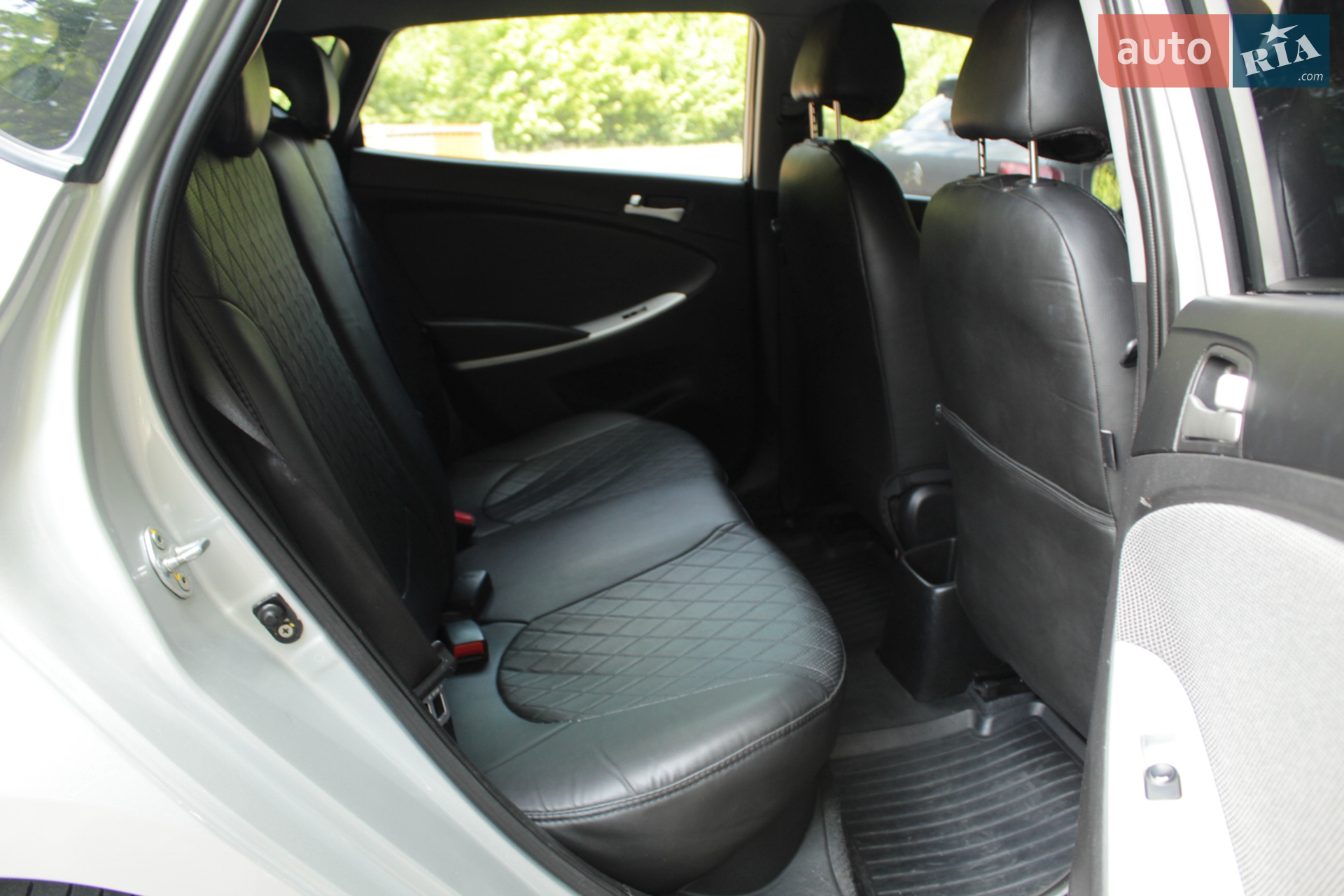 2013 Hyundai Accent - мініатюра 18