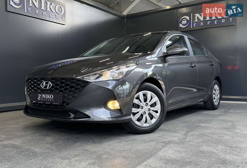 Hyundai Accent 2021