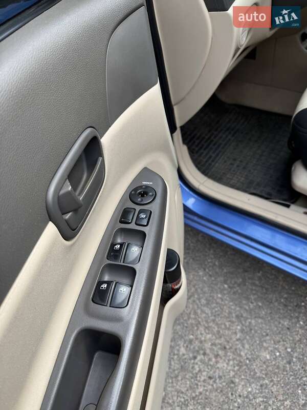 Седан Hyundai Accent 2008 в Харькове