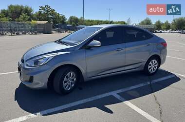 Седан Hyundai Accent 2019 в Дніпрі