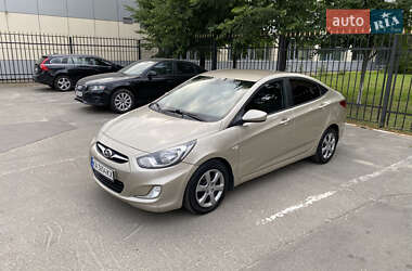 Седан Hyundai Accent 2012 в Києві