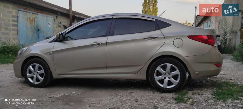 Седан Hyundai Accent 2012 в Харькове