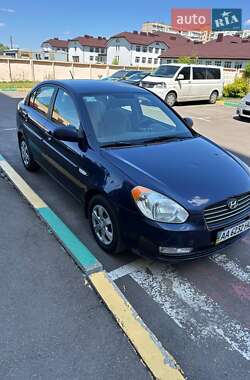 Седан Hyundai Accent 2008 в Киеве