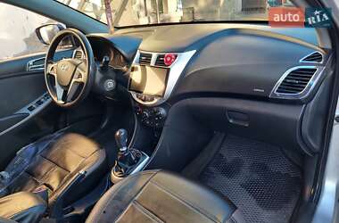 Седан Hyundai Accent 2011 в 
