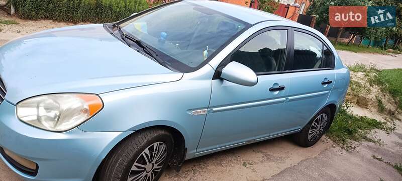 Седан Hyundai Accent 2008 в Сумах