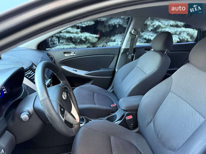 Седан Hyundai Accent 2012 в Черкассах