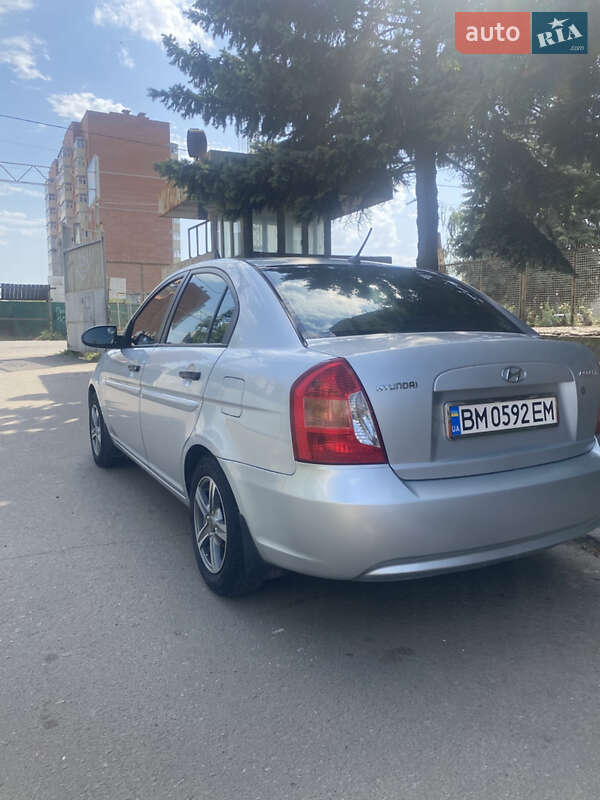 Седан Hyundai Accent 2008 в Сумах