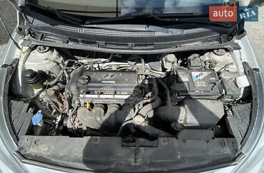 Седан Hyundai Accent 2011 в 
