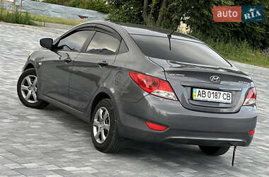 Седан Hyundai Accent 2013 в 