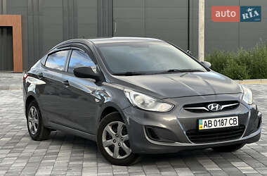 Седан Hyundai Accent 2013 в 