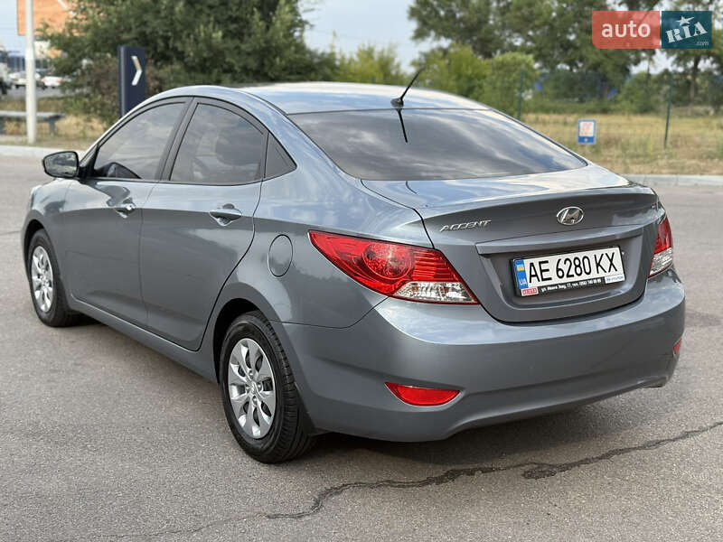 Седан Hyundai Accent 2019 в Днепре